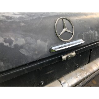 Heckdeckelgriff mit Dichtung für Mercedes W114 / W115 1. Serie